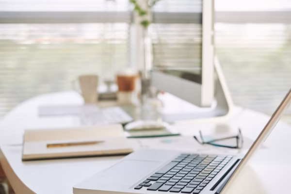 Wirtualne biuro a wynajem biura – porównanie, które naprawdę warto znać