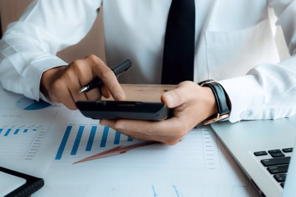 Wirtualne biuro a sprzedaż na Amazon i Allegro – czy adres firmy ma znaczenie? Sprzedaż online bez tradycyjnego biura.